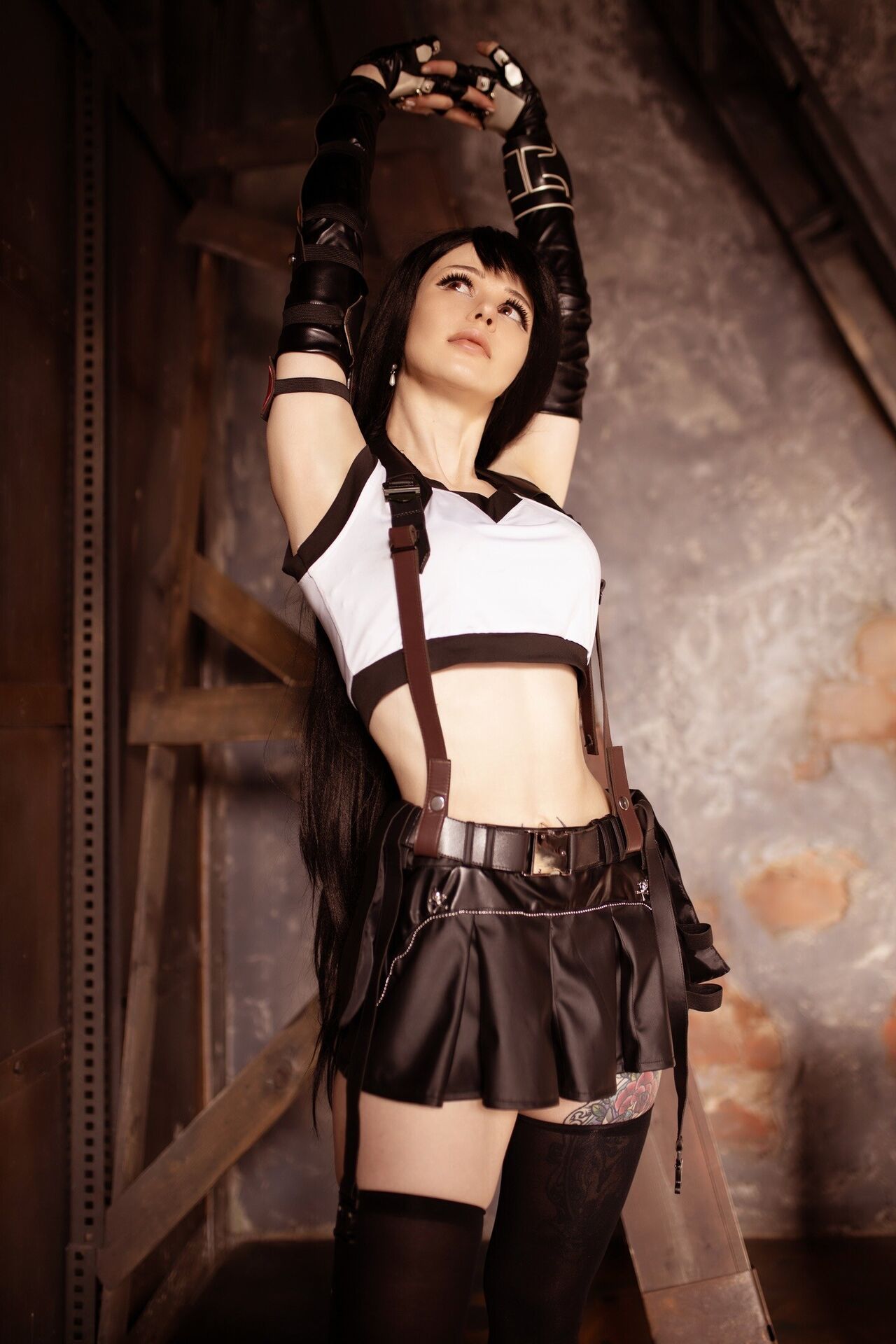 Косплей Tifa Lockhart из лучшей игры в серии Final Fantasy, образ которой примерила милая косплеерша Frauleinmilk.