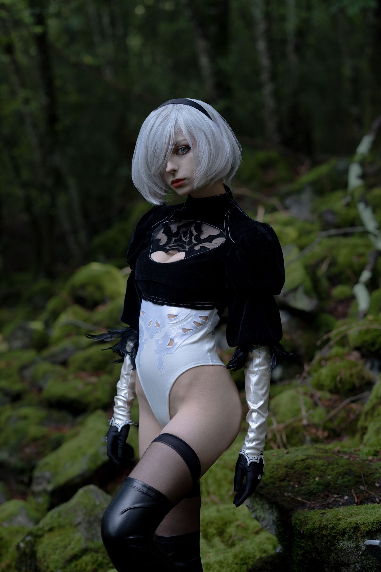 Косплей милой 2B из любимой NieR: Automata, в исполнении не менее милой Итальянской косплеерши Himee.lily.