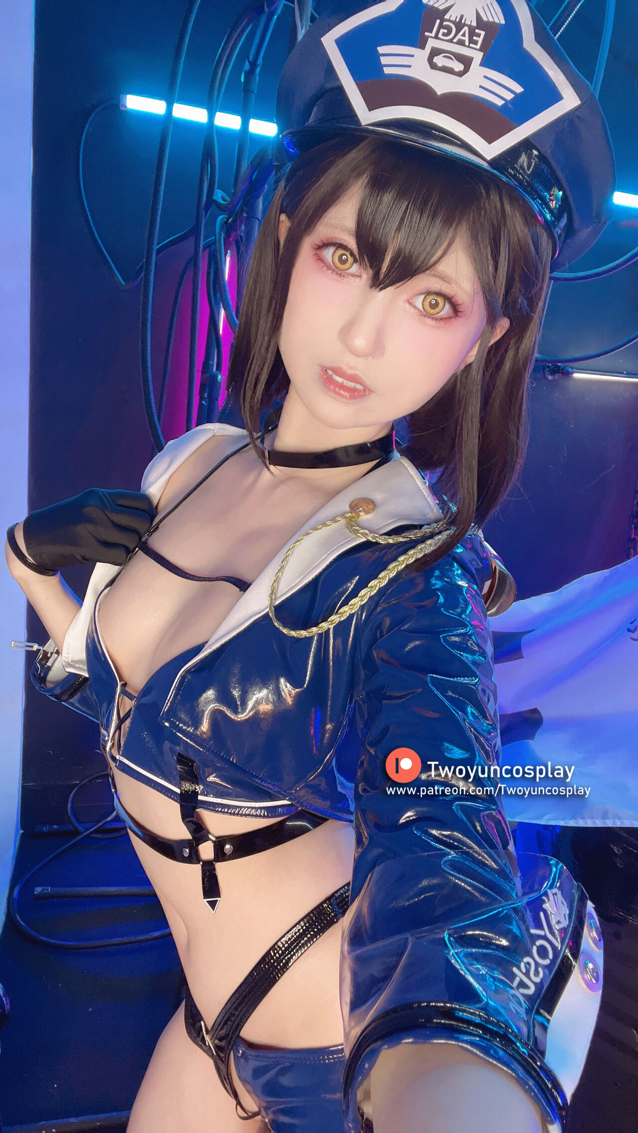 Косплей тяжелого американского крейсера Baltmore из мобильной Azur Lane, от милой азиаточки Twoyun cosplay.