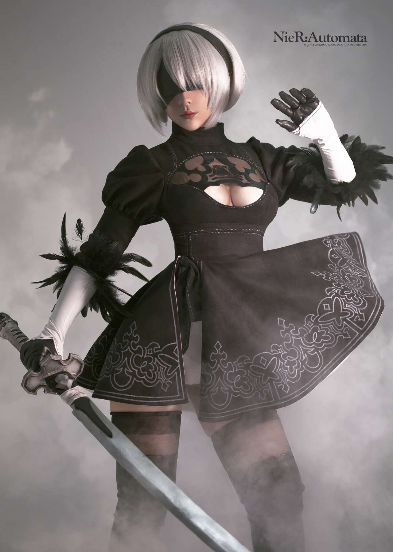 Косплей 2B в разных костюмах и белье из NieR Automata от Chihiro Chang