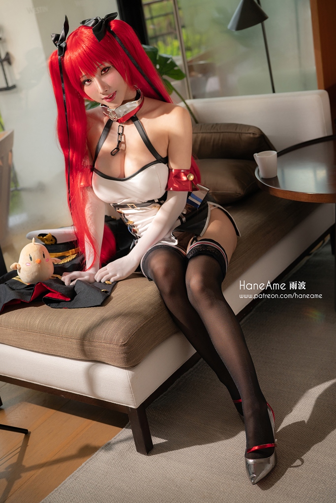 Косплей легкого крейсера Honolulu из Azur Lane от HaneAme