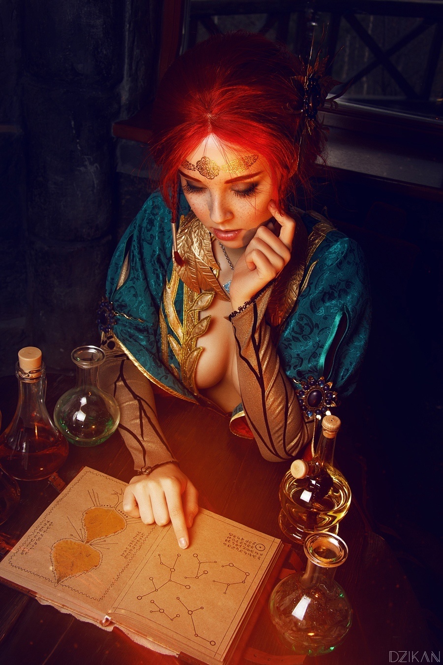 Косплей магички Triss Merigold из The Witcher 3: Wild Hunt от Helly Valentine
