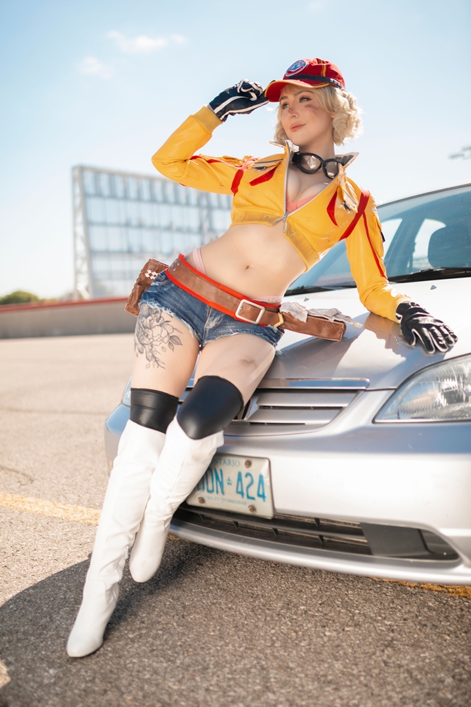Косплей главной механички Cindy Aurum из Final Fantasy XV от Luxlo Cosplay