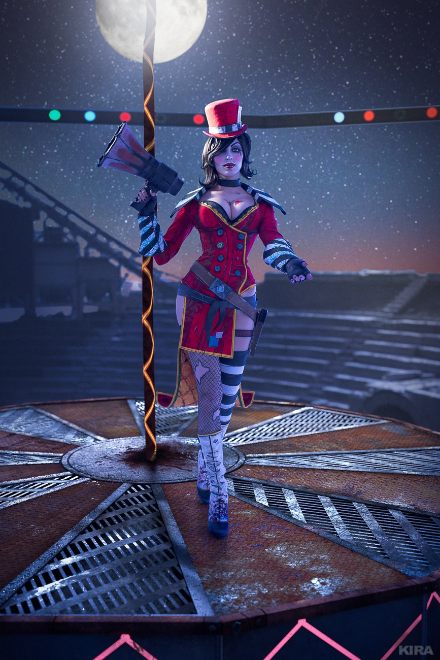 Косплей Mad Moxxi из серии игр Borderlands от Daria Rooz
