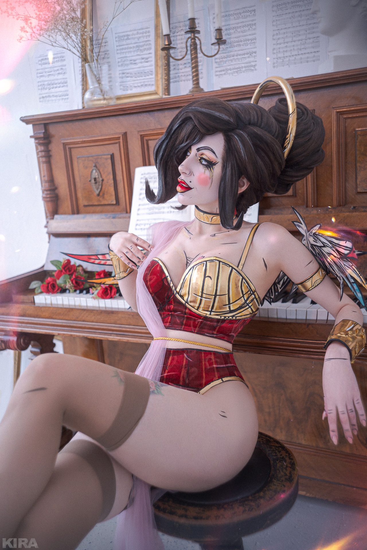 Косплей Mad Moxxi из серии игр Borderlands от Daria Rooz
