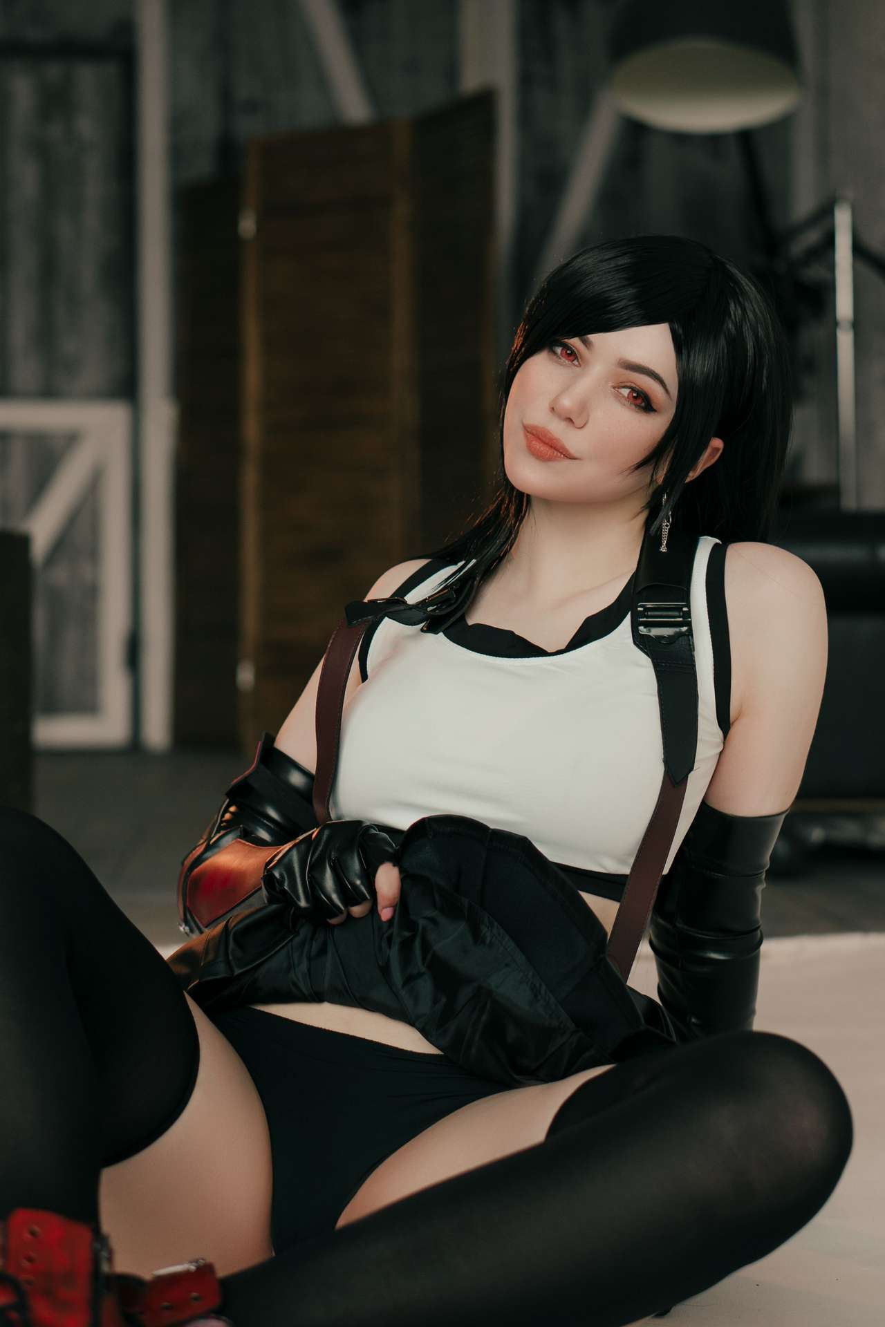 Косплей бародержательницы Tifa Lockhart из Final Fantasy VII от Alina Becker