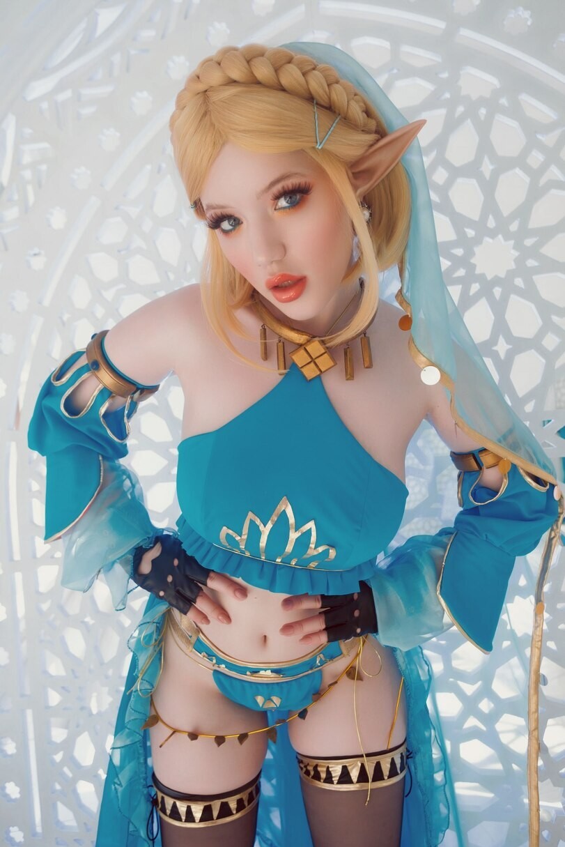 Косплей не беспомощной Princess Zelda из игр серии The Legend of Zelda от Lada Lyumos