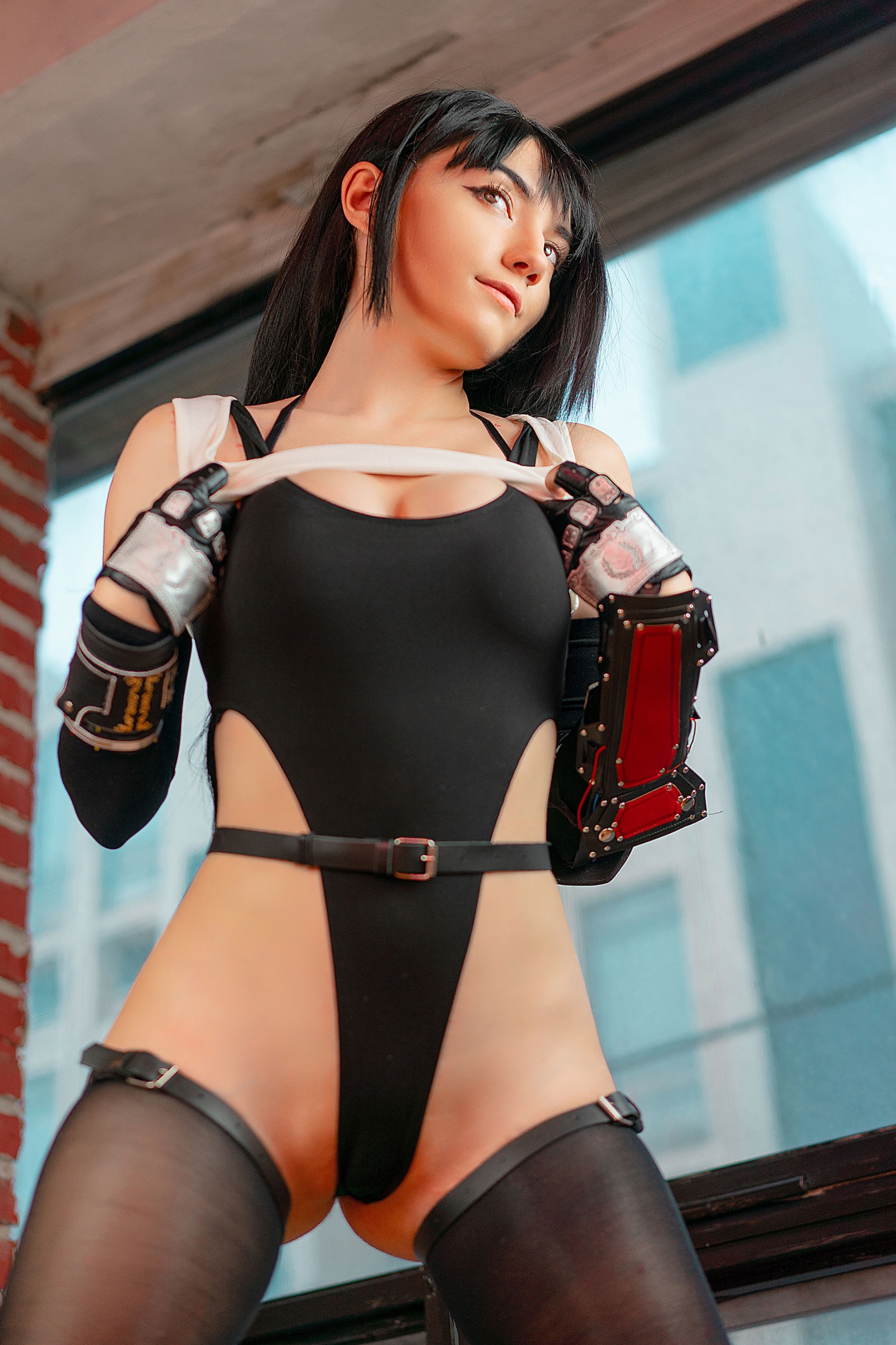 Косплей обнажившейся Tifa Lockhart из Final Fantasy VII от CarryKey