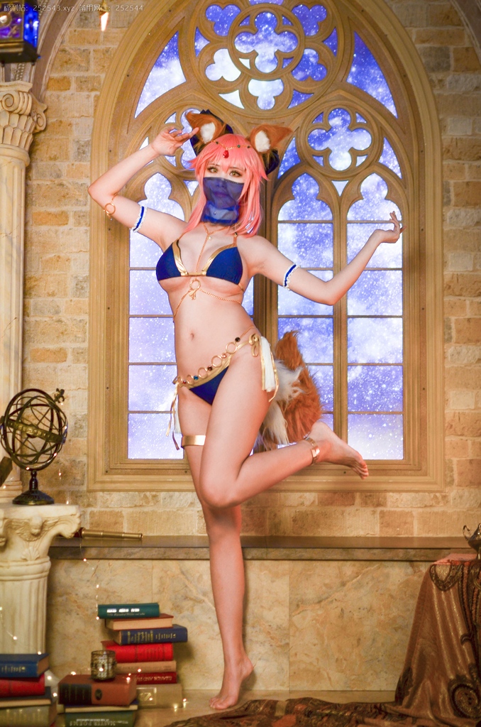 Косплей Tamamo в образе танцовщицы из FateGrand Order от KaYa Huang
