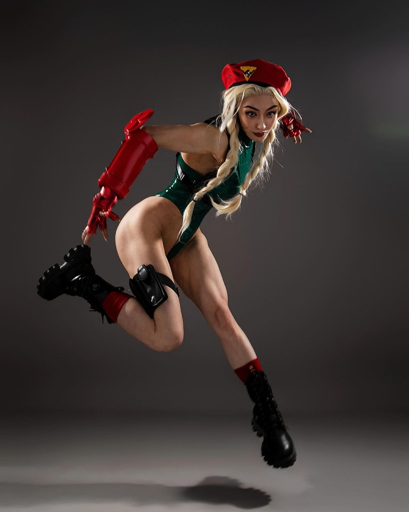 Косплей Cammy White из серии файтингов Street Fighter от Yuan Herong