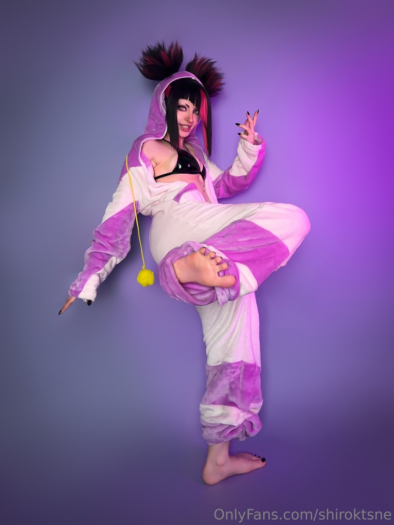Косплей Juri Han в кигуруме из серии файтингов Street Fighter от Shiroktsne