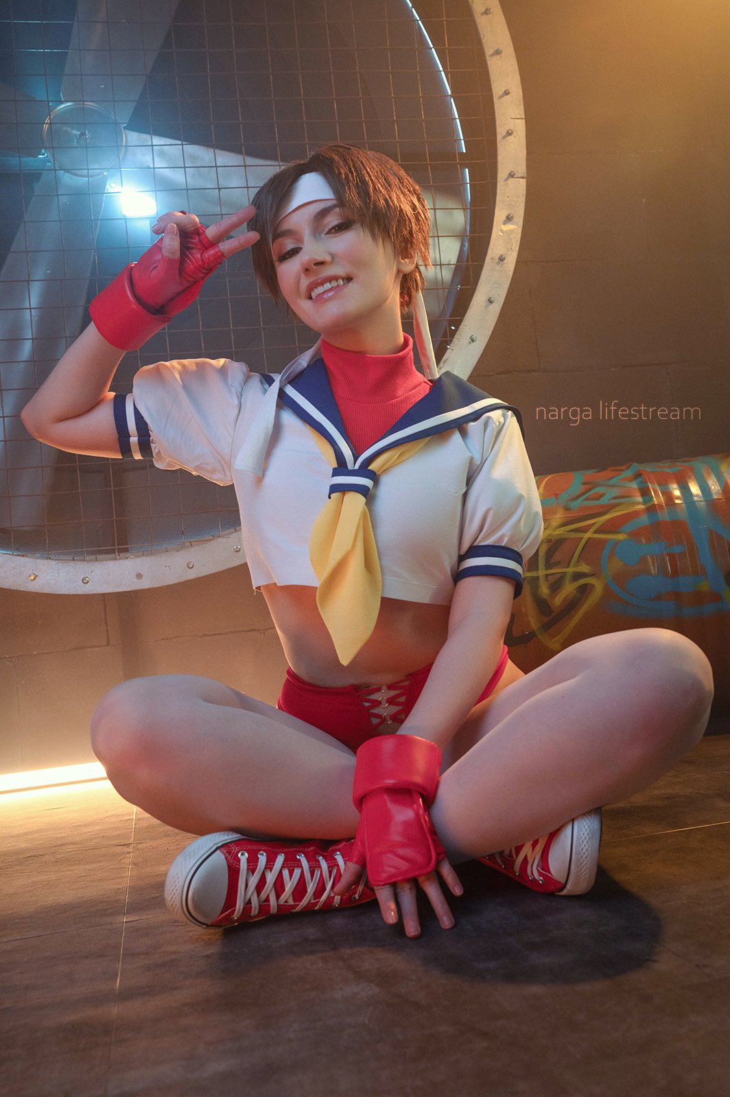 Косплей Cammy White и Sakura Kasugano из файтингов Street Fighter от Lady Melamori и Narga Lifestream 8