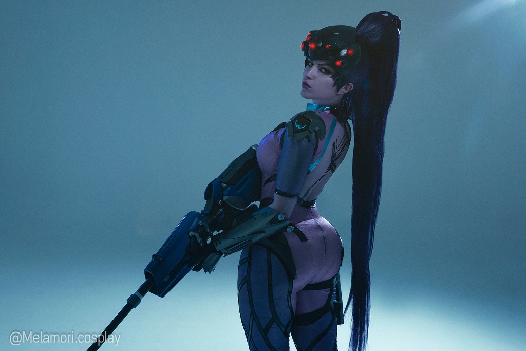 Косплей архетипичной снайперши Widowmaker из Overwatch от Lady Melamori 3