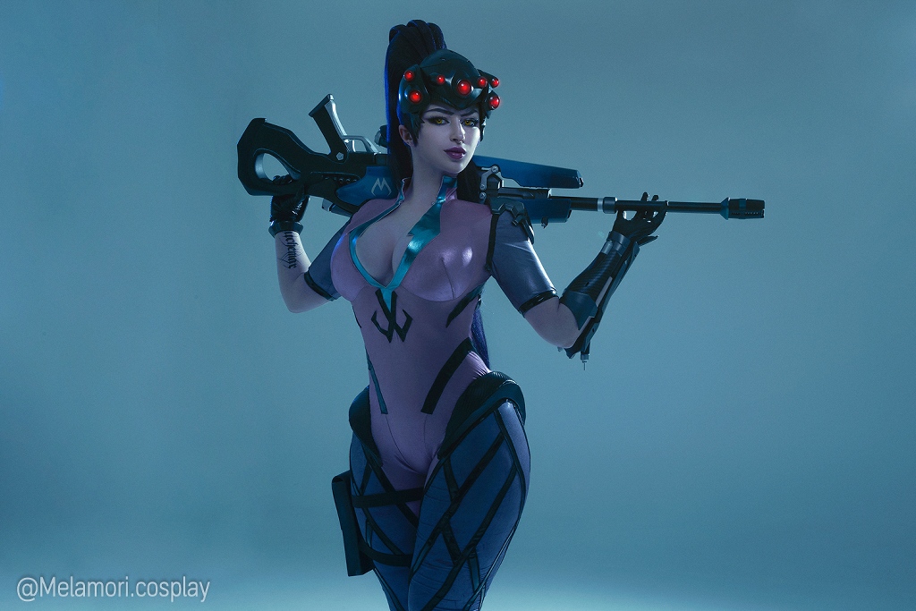 Косплей архетипичной снайперши Widowmaker из Overwatch от Lady Melamori 7