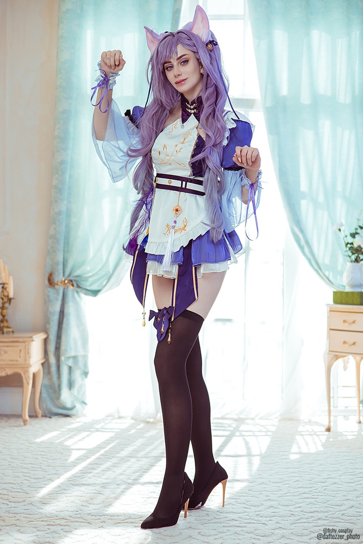 Косплей скептики Keqing из Genshin Impact от Fishy Cosplay 4