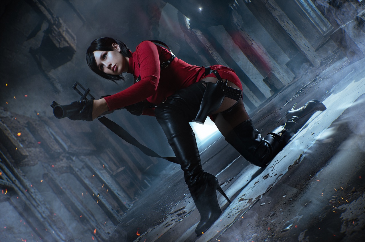 Косплей девчонок Ada Wong и Ashley из Resident Evil 4 от Red Saya и Mnbn A 4