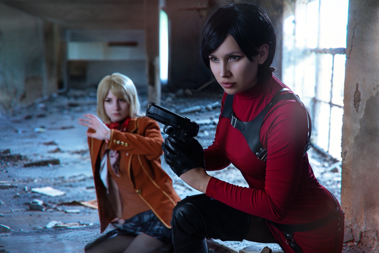Косплей девчонок Ada Wong и Ashley из Resident Evil 4 от Red Saya и Mnbn A 7