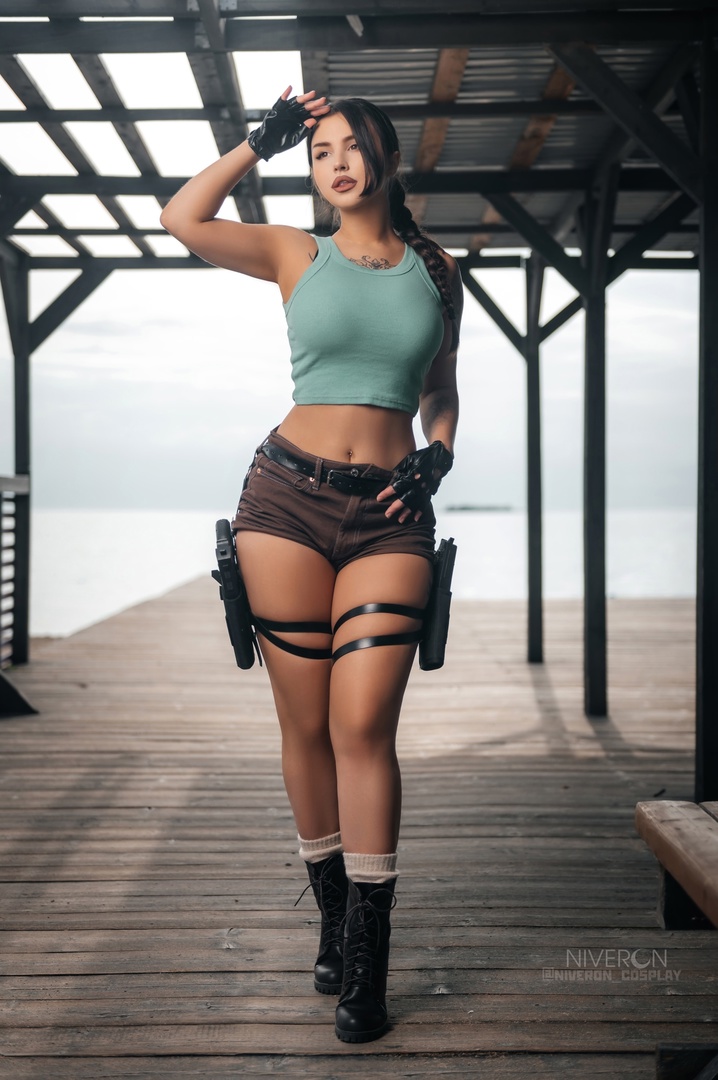 Косплей оригинальной хоть и не угловатой Lara Croft из серии Tomb Raider от Niveron Cosplay 2