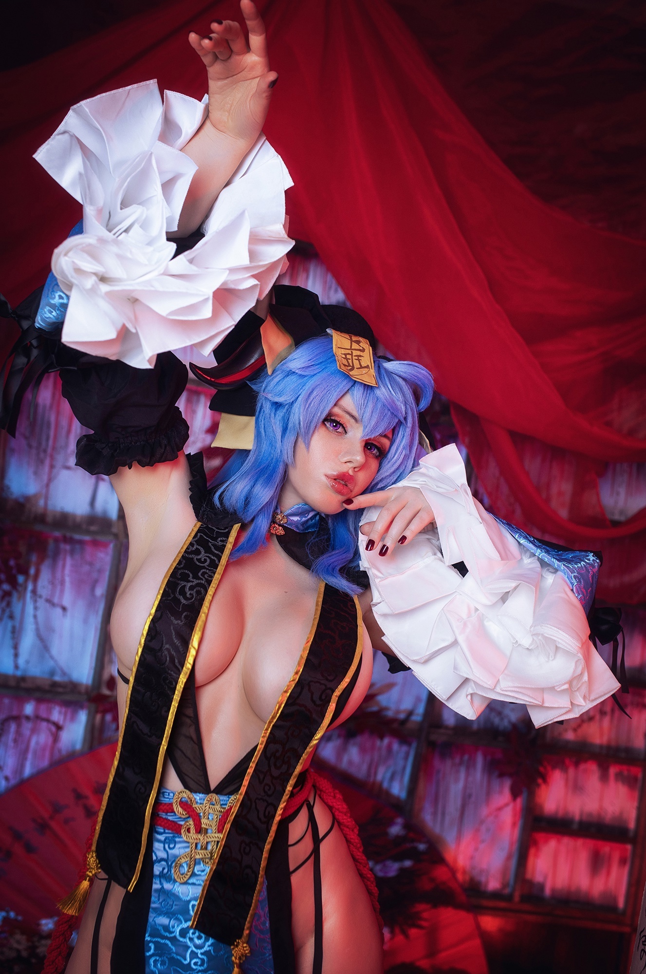 Косплей Ganyu из Genshin Impact от Your Personal Succubus 1