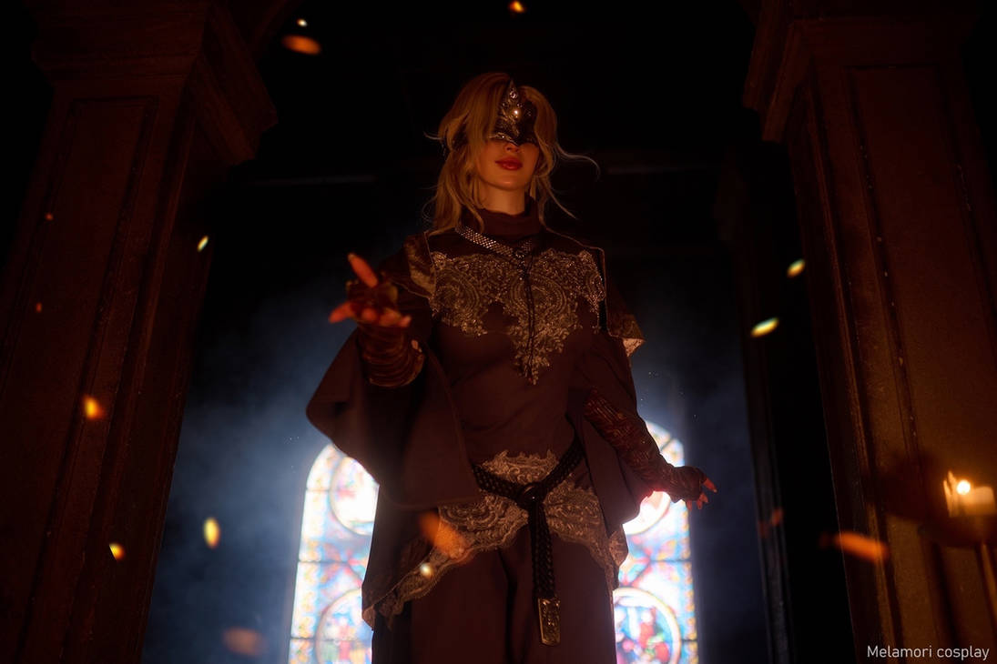 Косплей хранительницы огня Fire Keeper из Dark Souls Iii от Lady Melamori 7