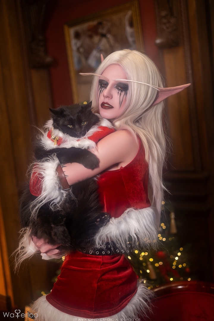 Косплей Sylvanas Windrunner в рождественском наряде из вселенной Warcraft от Waterloo 7