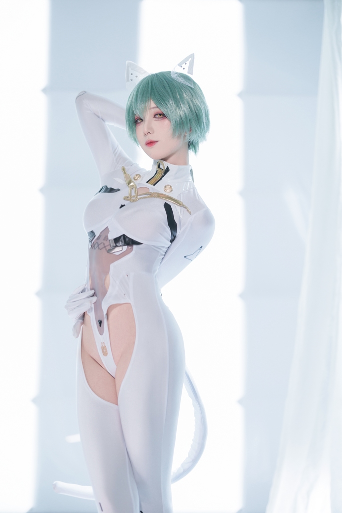 Косплей Admiral Nakhimov из Azur Lane от Dollyfj 8