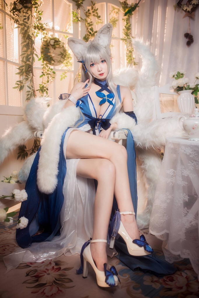 Косплей авианосеца империи Сакура Shinano из Azur Lane от Dollyfj 8