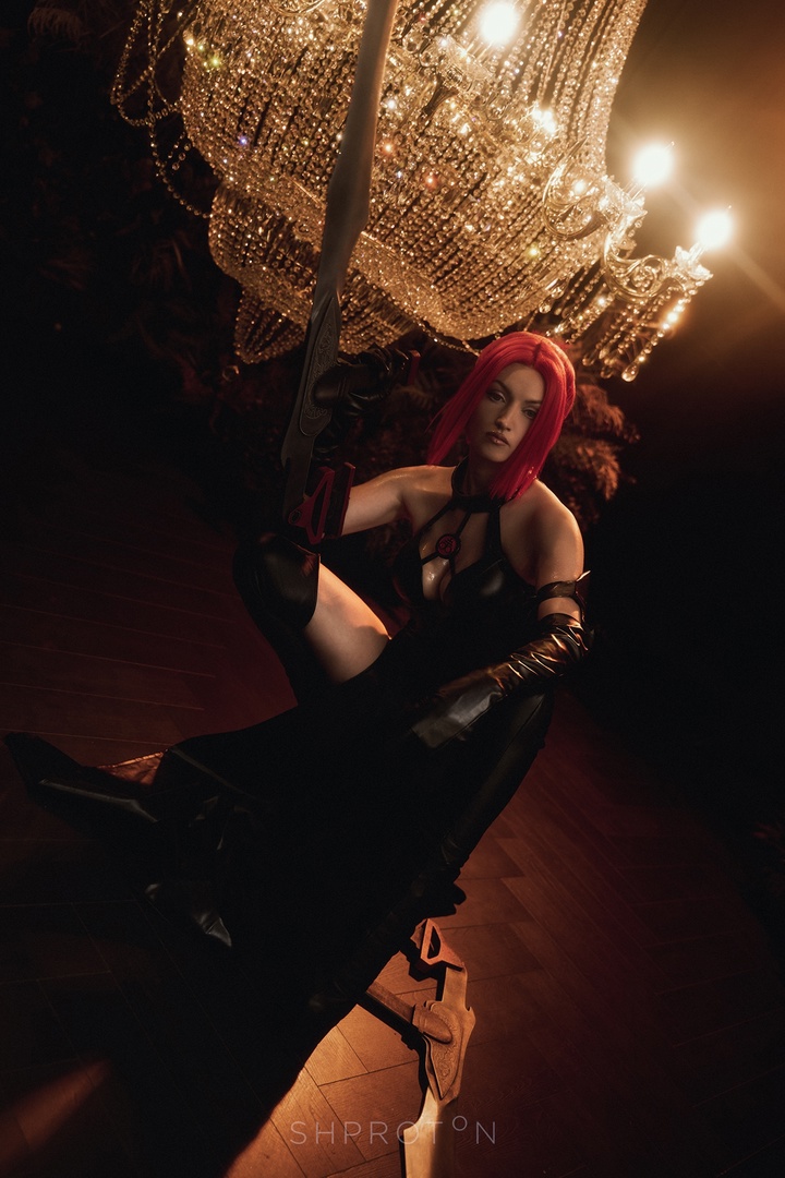 Косплей кровавой Rayne из серии Bloodrayne от Shproton Cosplay 2